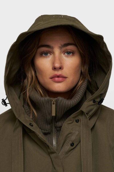 The queen parka dark olive 10 DAYS