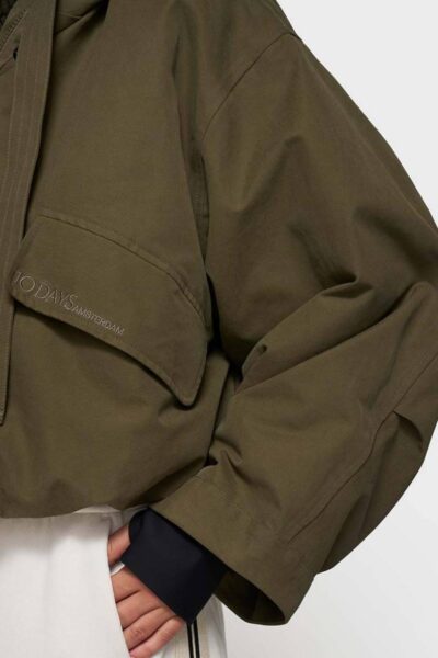 The queen parka dark olive 10 DAYS