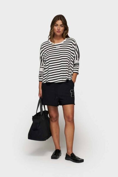Loose long sleeve tee modal ecru/black 10 DAYS