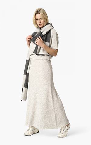 Carla skirt light grey Aimee The Label