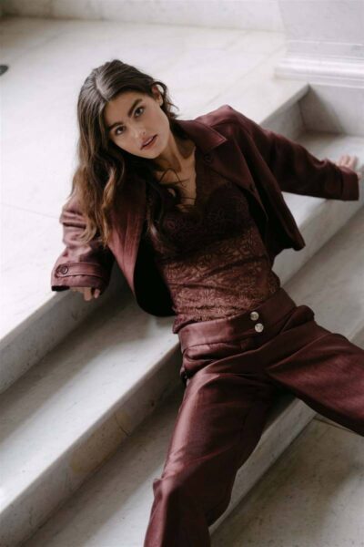 Vivian lace top burgundy Aimee The Label
