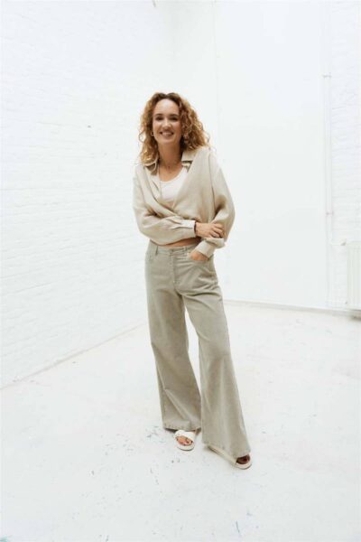 Doris blouse sand Aimee The Label