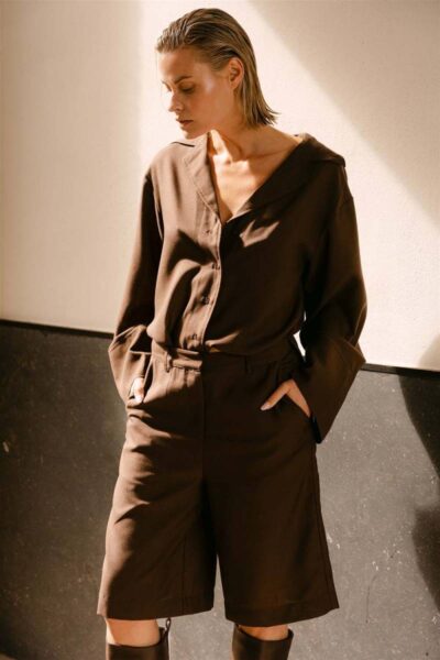 Annemijn city short brown Aimee The Label