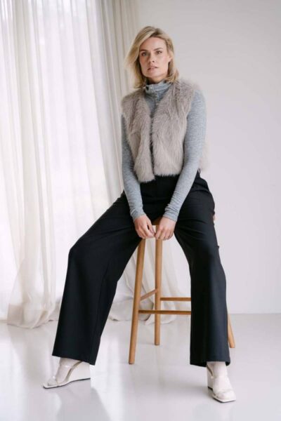 Isla gilets grey Aimee The Label