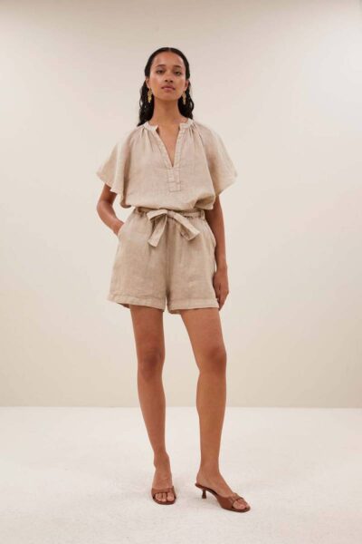 June linen shorts biscuit By-Bar Amsterdam