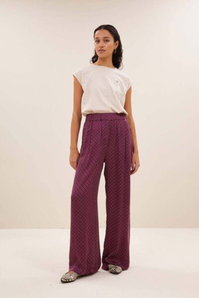 Thelma dots logo top oyster mel. By-Bar Amsterdam