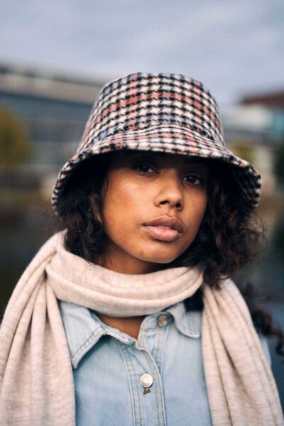 Witzia scarf cream Barts Amsterdam