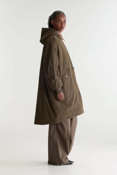 Honor coats ebony Bellerose