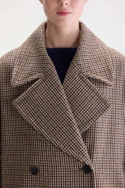 Jaguar coats display A Bellerose