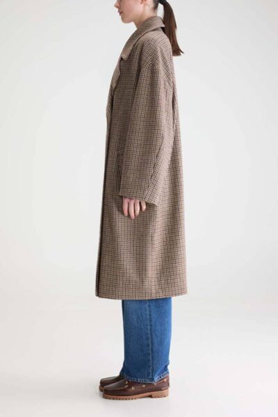 Jaguar coats display A Bellerose