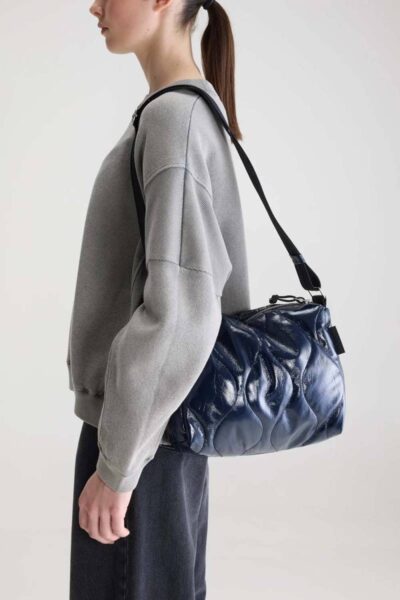 Hobbes bags captain Bellerose