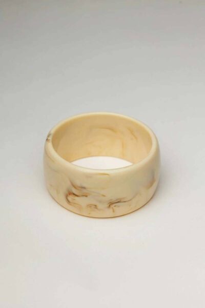 Big bracelet marble white BOW19