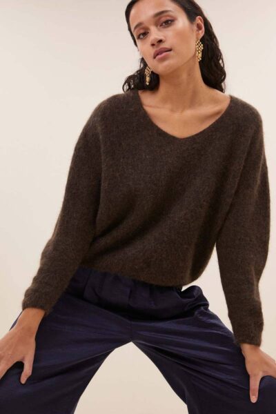 Liv pullover cafe noir By-Bar Amsterdam