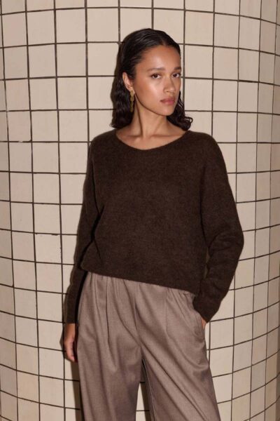 Liv pullover cafe noir By-Bar Amsterdam