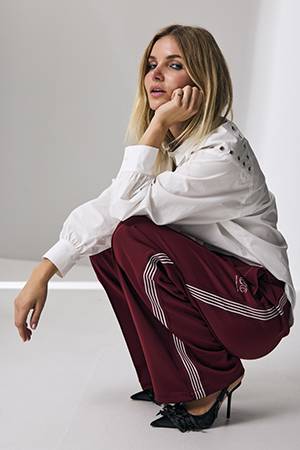 Amina crease pant burgundy Co’Couture