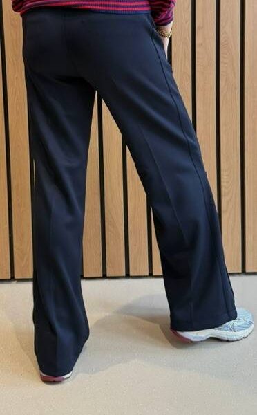 Amelia galon black indigo blue Cambio