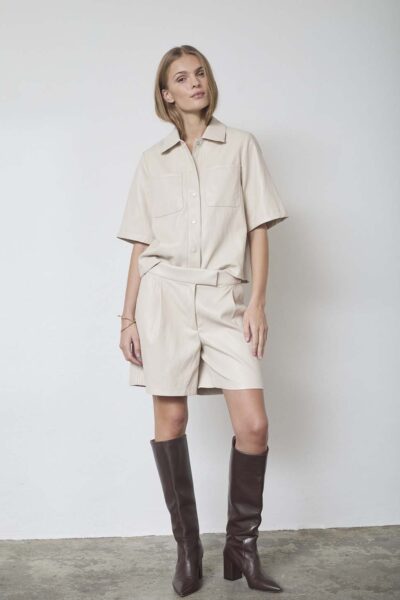 Gitt pleat shorts bone Co’Couture