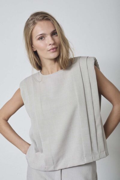 Mava padded pleat top bone Co’Couture