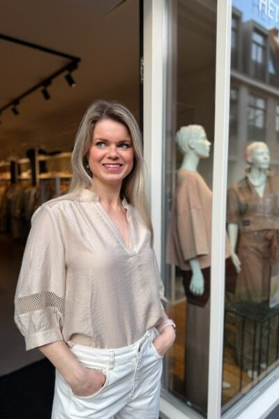 Gwenda SS blouse mink Co’Couture