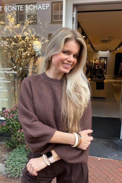 Alvia barrel sleeve knit bown Co’Couture