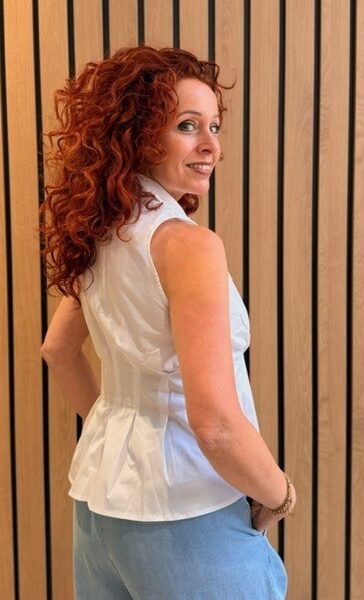 Poppy v-collar top white Co’Couture