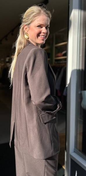 Vola single oversize blazer dark brown Co’Couture