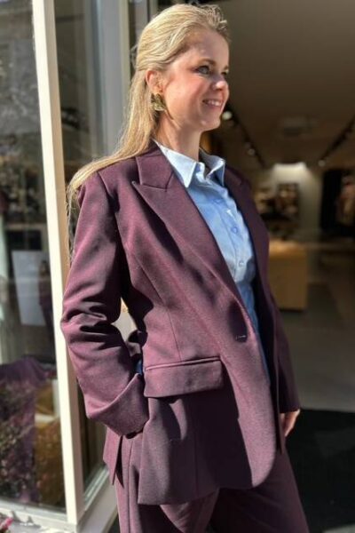Almira fitted blazer plum Co’Couture