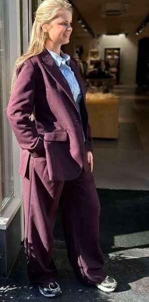 Almira fitted blazer plum Co’Couture