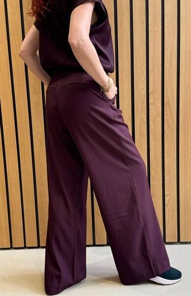 Luna eyelet wide pant winered Co’Couture