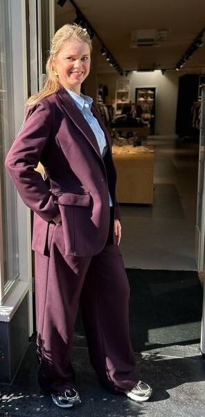 Almira fitted blazer plum Co’Couture