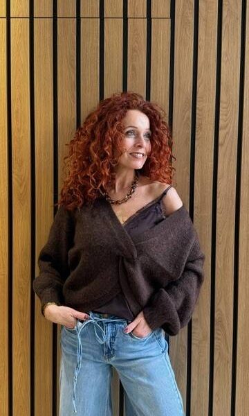 Cozy twist back knit mocca Co’Couture