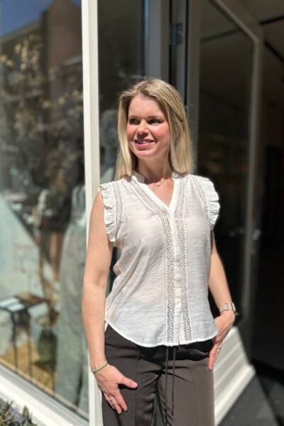 Caryn frill top off white Co’Couture