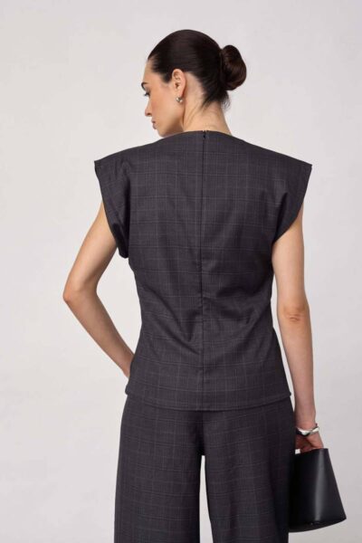 Elora check pleat top dark grey Co’Couture