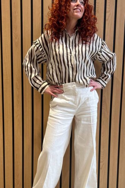 Flow stripe frill shirt mocca Co’Couture