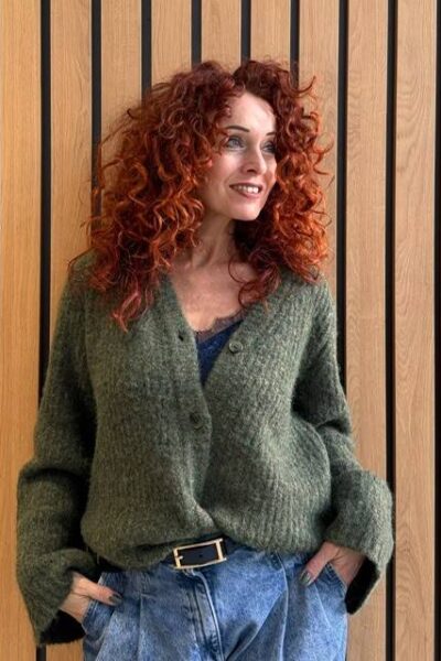 Charlie v-cardigan military olive Co’Couture