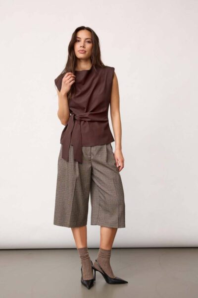 Luna pleat top dark brown Co’Couture