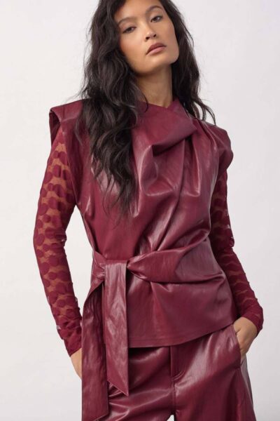 Gitt pleat top berry red Co’Couture