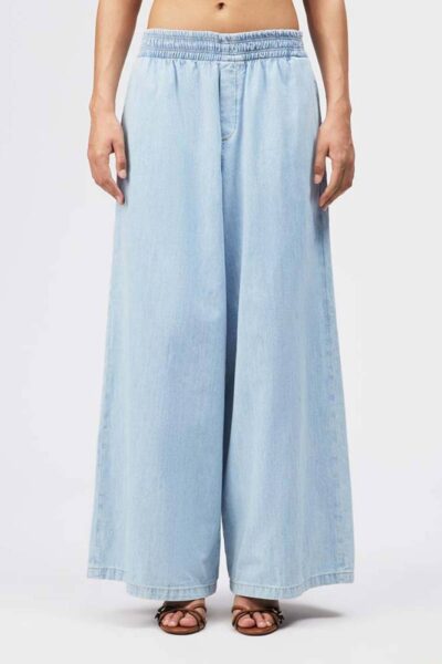 Ceiling blue Drykorn