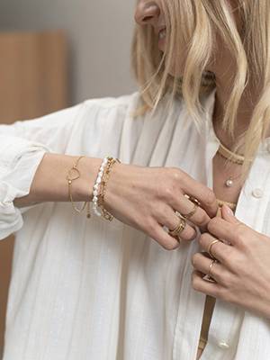 Armbandje met open hartje Ellen Beekmans