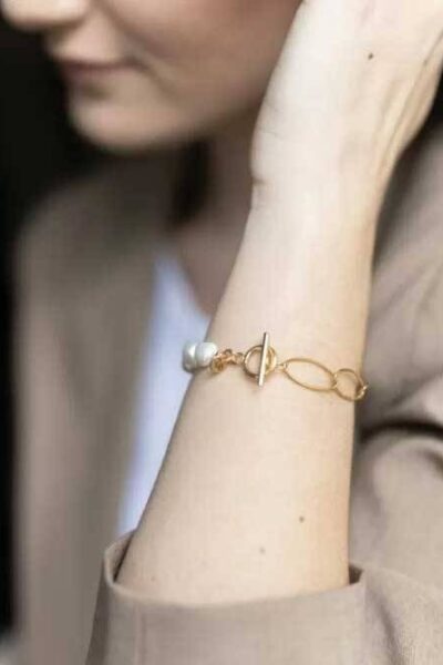 Schakelarmband met zoetwaterparels Ellen Beekmans