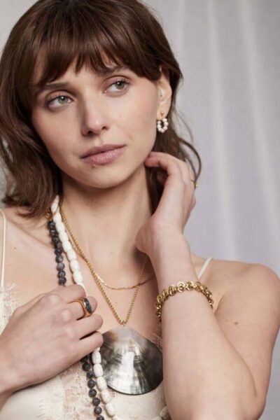 Gouden armband met cirkel schakels Ellen Beekmans