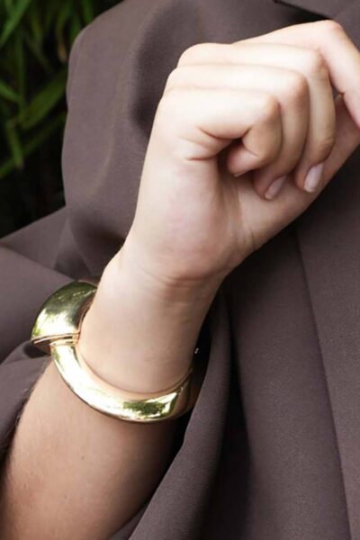 Platte organische scharnierarmband Ellen Beekmans