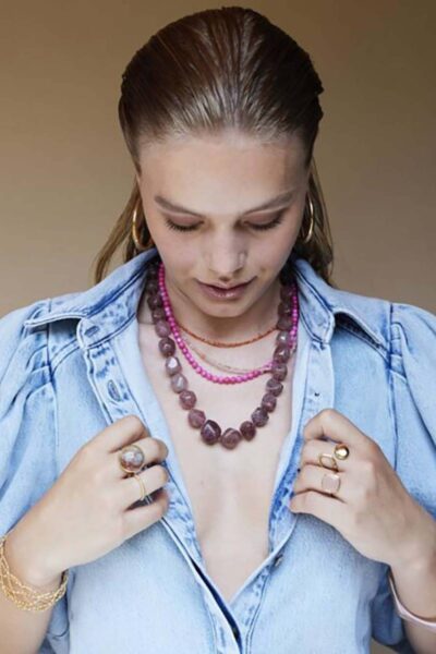 Organische gemstone ketting XL roze Ellen Beekmans