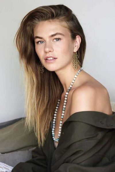 Organische lange oorbellen 7cm Ellen Beekmans