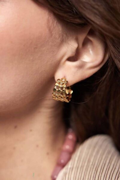 Opengewerkte oorringen met patroon Ellen Beekmans