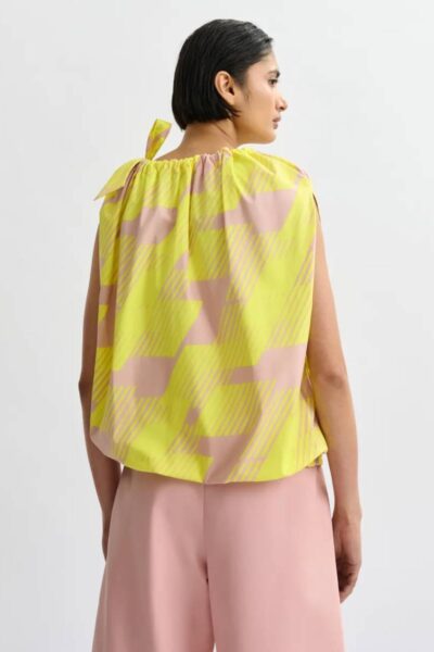 Jaylah smocked top C1 safety first Essentiel