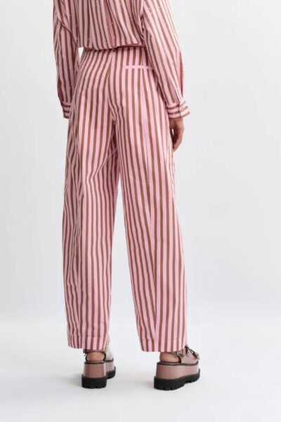Jorner barrel leg pants C1 young rose Essentiel