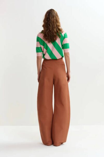 Jude barrel leg pants etruscan red Essentiel