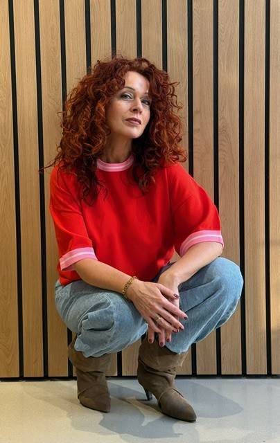 Jismart oversized pullover C5 orange Essentiel - Afbeelding 2