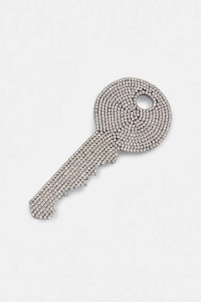 Kazall key brooch Essentiel Antwerp